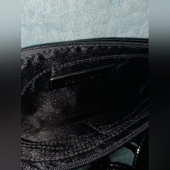 Michael Kors PVC Black and Clear Tropical Bag w/ wallet - Picture 7 of 7